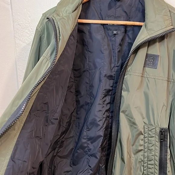 Express Men’s Zip-Up Windbreaker Jacket - Picture 5 of 9